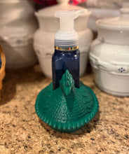Load image into Gallery viewer, Farmhouse Chicken Soap Pump or Scrubby Holder
