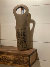Load image into Gallery viewer, CUSTOM Engraved Leatherette Wine Bag