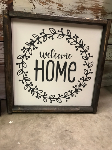 Welcome Home Wreath